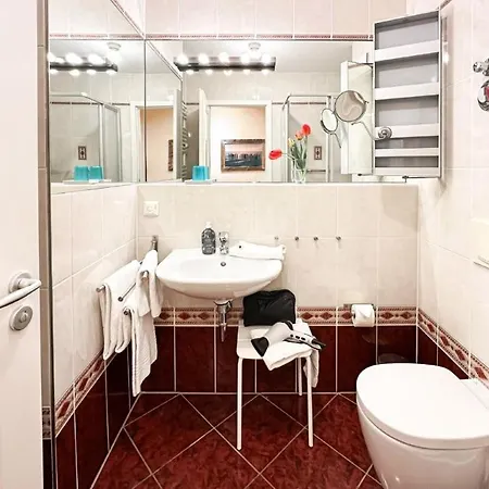 Appartmenthaus Laura Апартаменты *