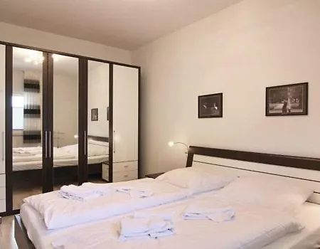 Appartmenthaus Laura Apartment *