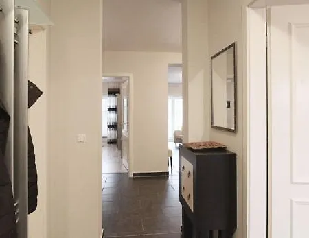 Appartmenthaus Laura *