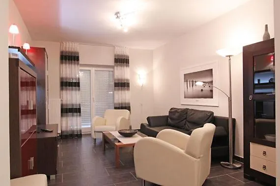 شقة Appartmenthaus Laura *